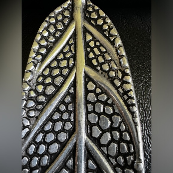 Silver Incense Holder | Pretty Leaf Shape - Picture 4 of 9